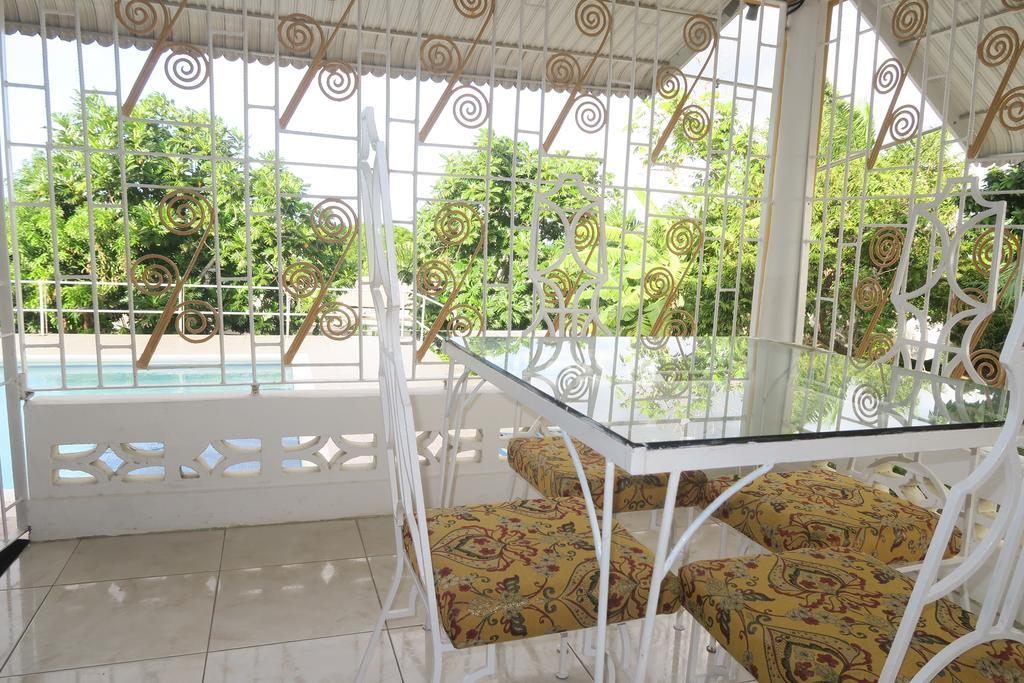 Enchanted Villas Inn 蒙特哥贝 外观 照片